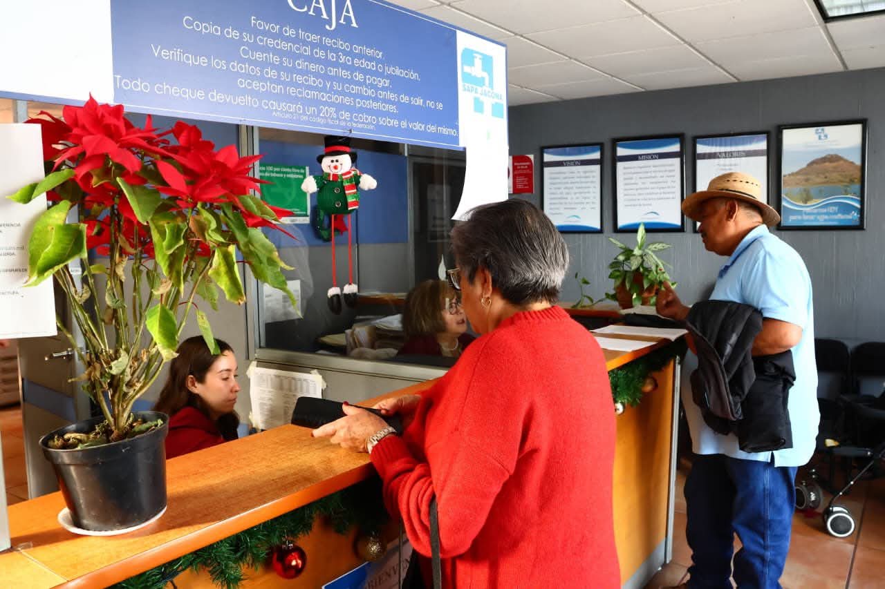 Responden jaconenses al pago de su agua