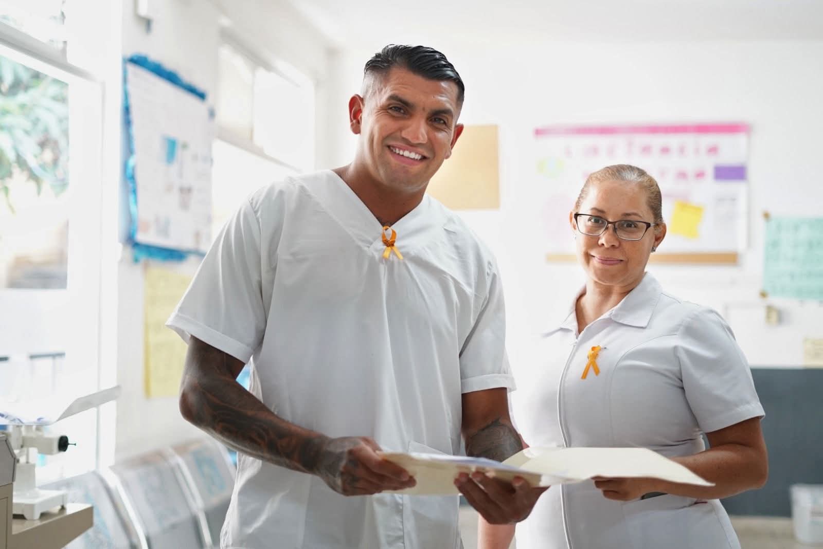 Gobierno de Michoacán paga nómina a 2,829 trabajadores del IMSS-Bienestar