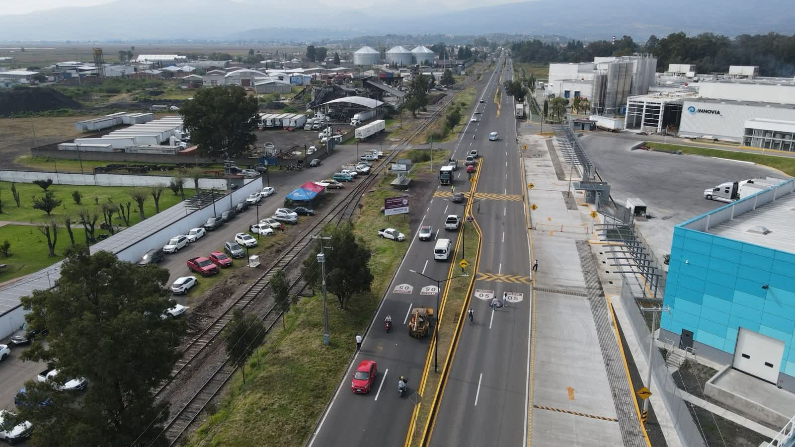 Con rehabilitación de la red carretera estatal, construimos caminos que conectan vidas: Rogelio Zarazúa