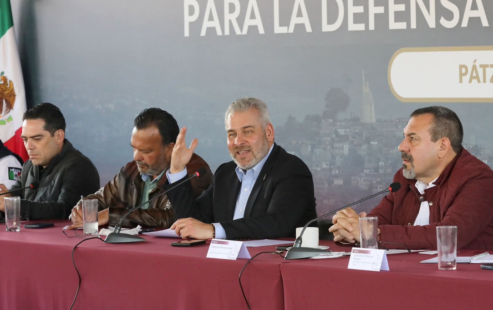 Empleo temporal para el rescate del lago de Pátzcuaro se reactiva en marzo: Bedolla