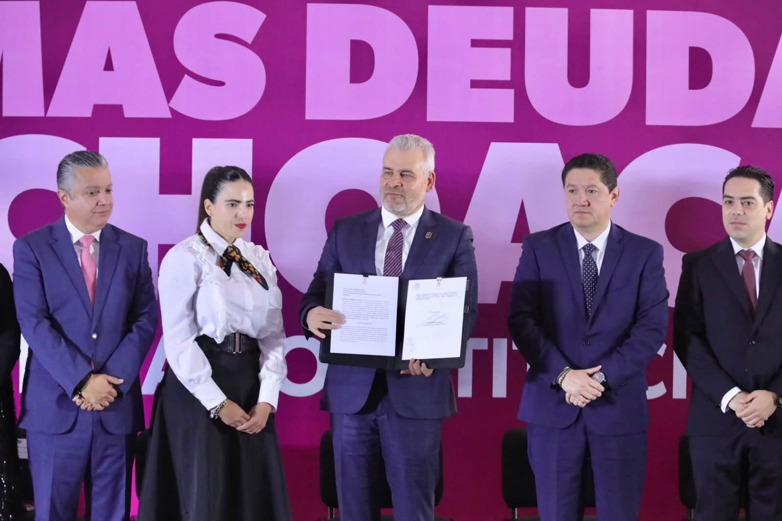 Avanza iniciativa de reforma constitucional de Bedolla para frenar endeudamiento del estado