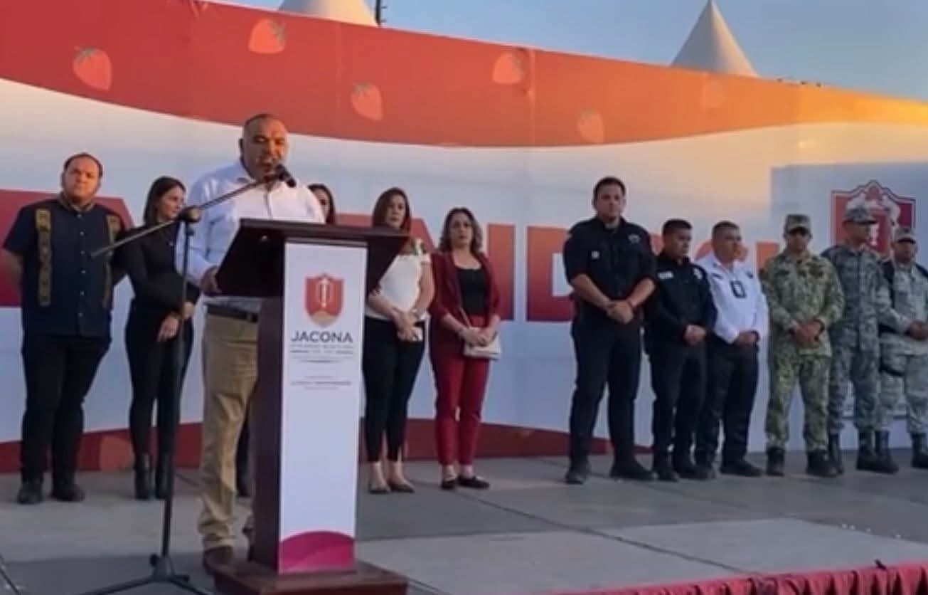 Inauguran Feria de la Fresa Jacona 2026