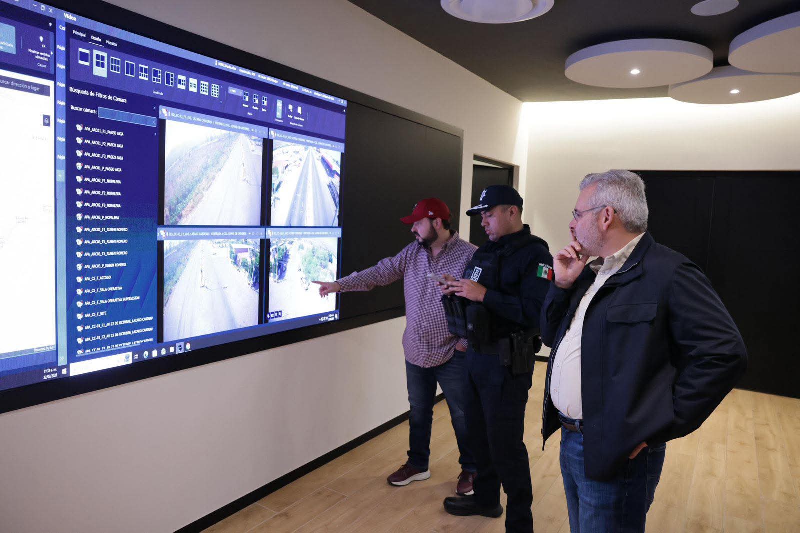 Pausa de corridas de autobuses, cierre de tiendas de conveniencia y centros comerciales, como medida de prevención: Segob