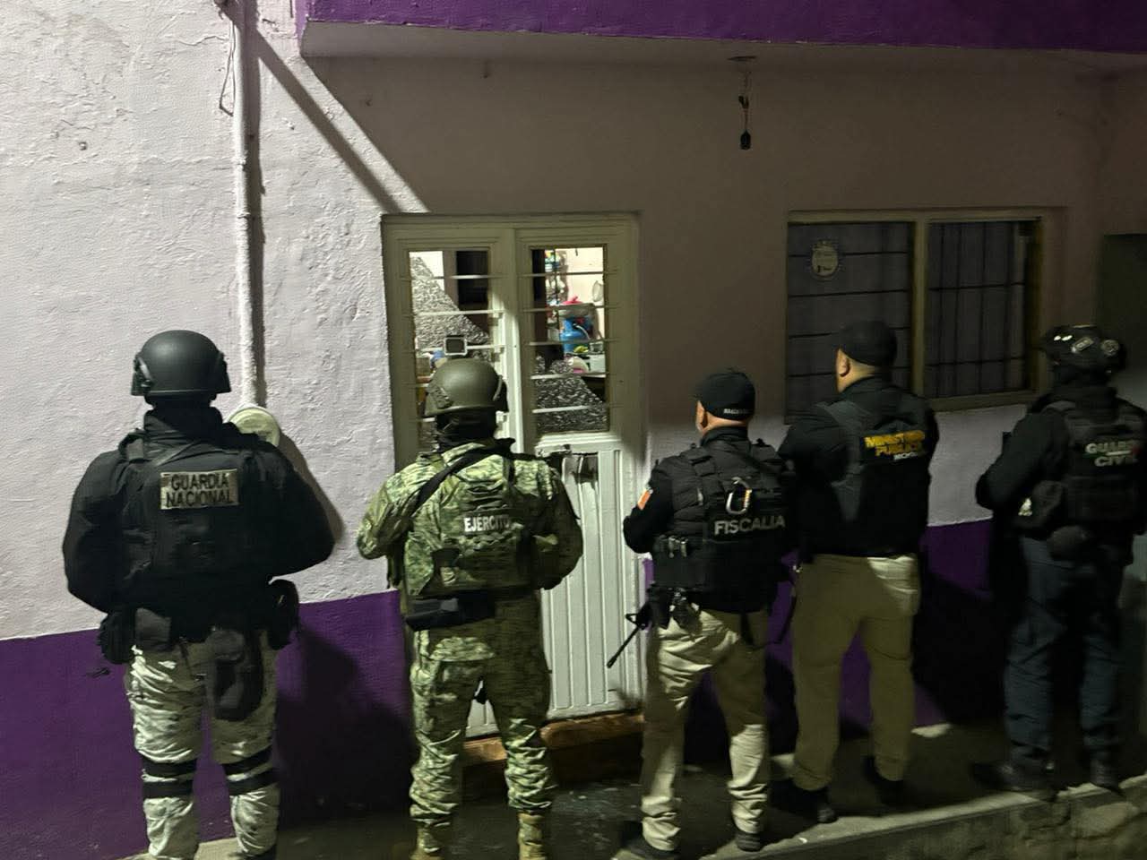 En cateo, asegura FGE narcótico y detiene a una mujer