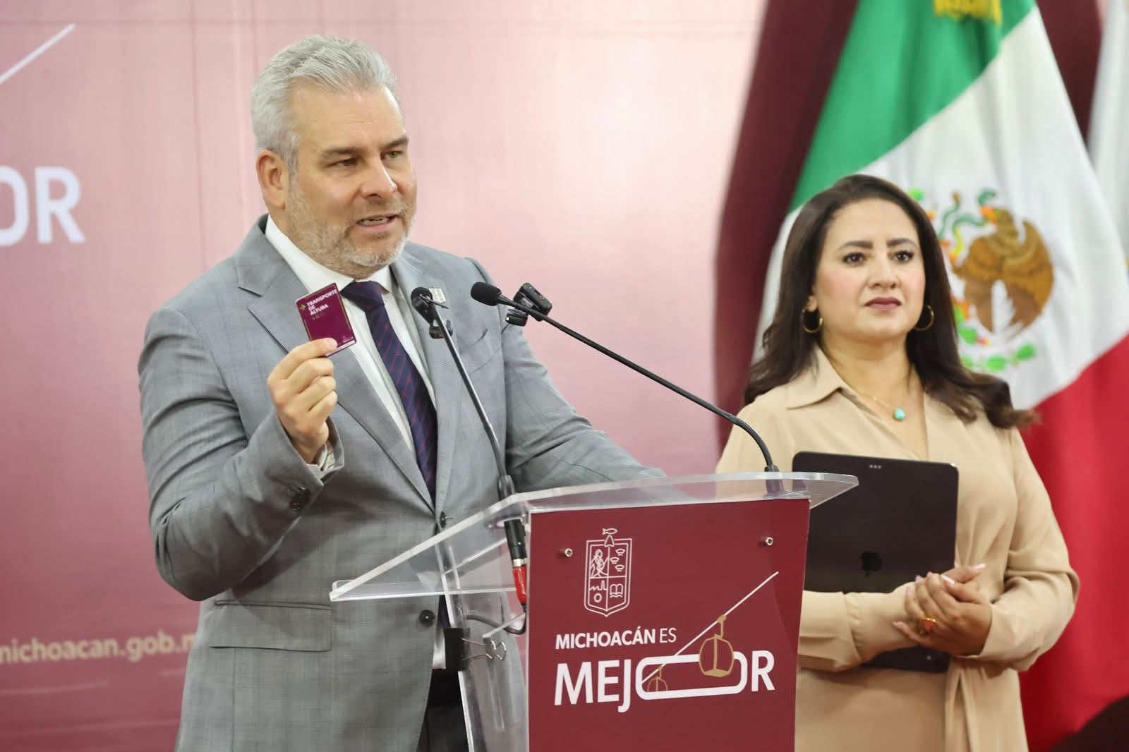 El 18 de abril se inaugurará el teleférico de Uruapan: Bedolla