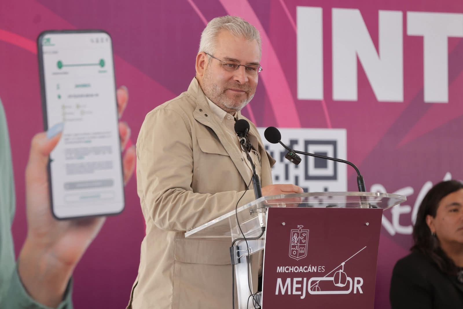 Data incluye 4GB mensuales, redes sociales, mensajes y llamadas ilimitadas para estudiantes: Bedolla