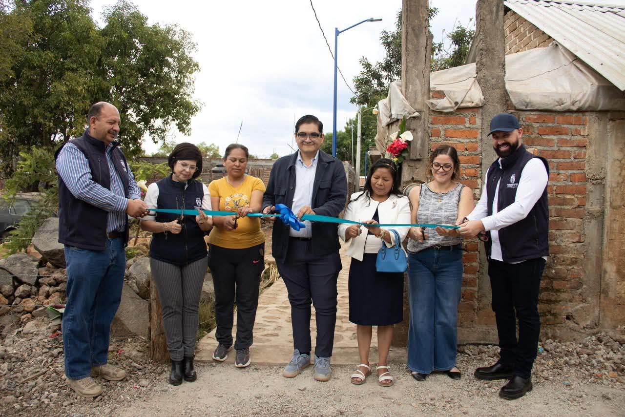 Impulsa Arturo Hernández educación e infraestructura en San José de Gracia.