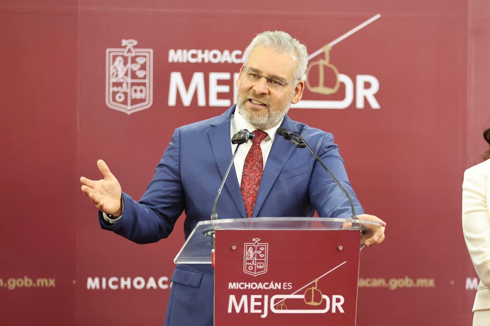 Más de 106 mil estudiantes recibirán internet gratuito con Programa Data: Bedolla