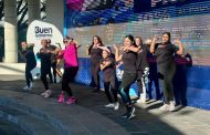 DIF Zamora impulsa la activación física de mujeres con mega clase de zumba por el 8M