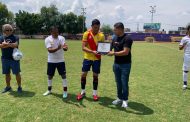 Realizan homenaje al futbolista Luis Ángel Landín por su trayectoria y ejemplo social