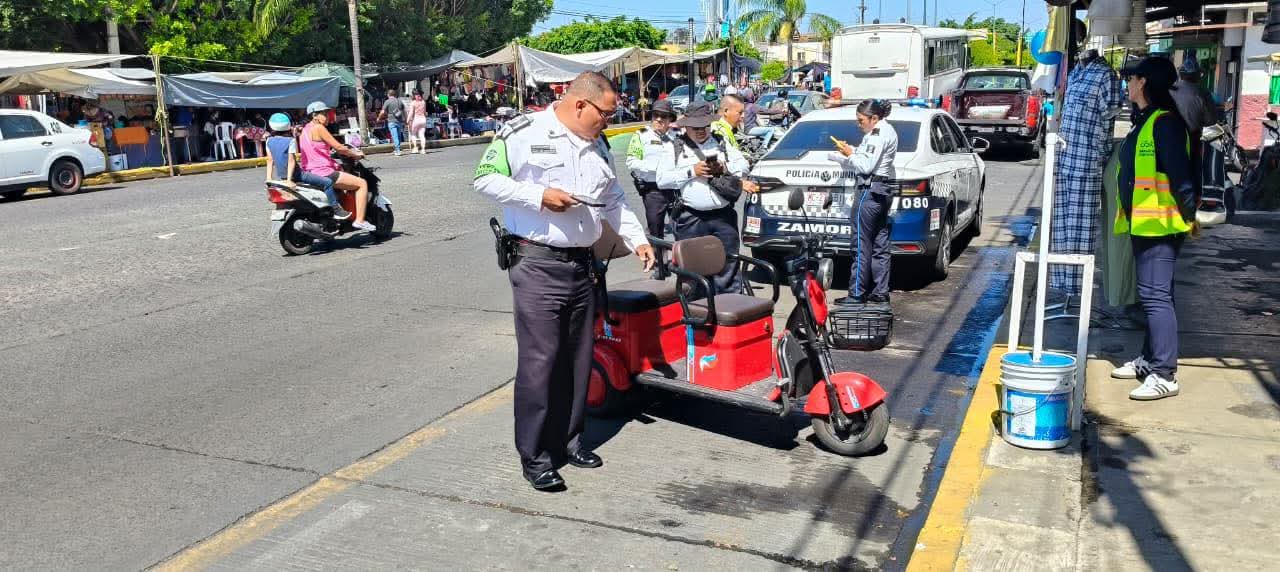 Refuerzan operativos para liberar espacios públicos y mejorar la movilidad en Zamora