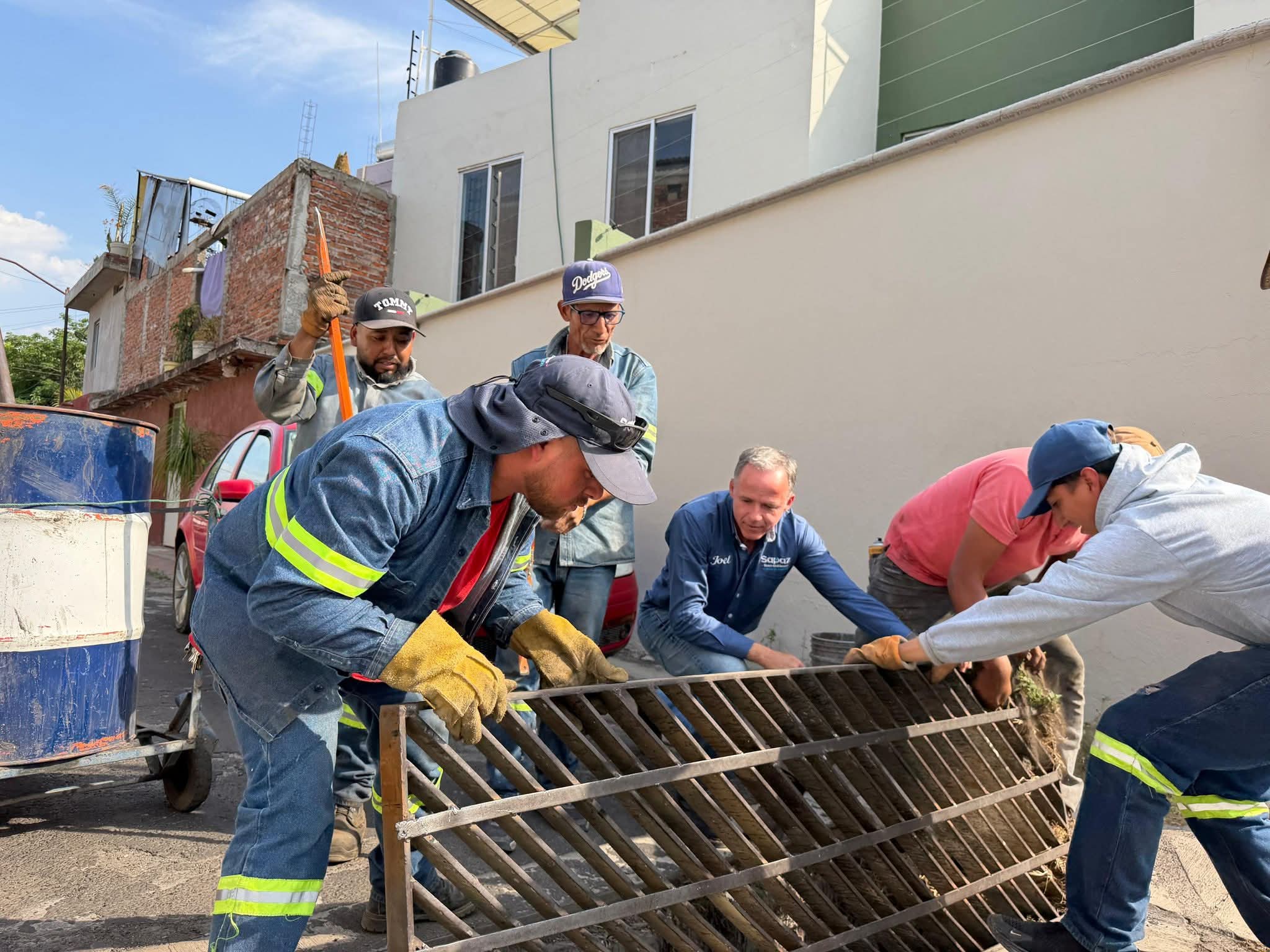 Avanza limpieza de alcantarillas para prevenir inundaciones en Zamora