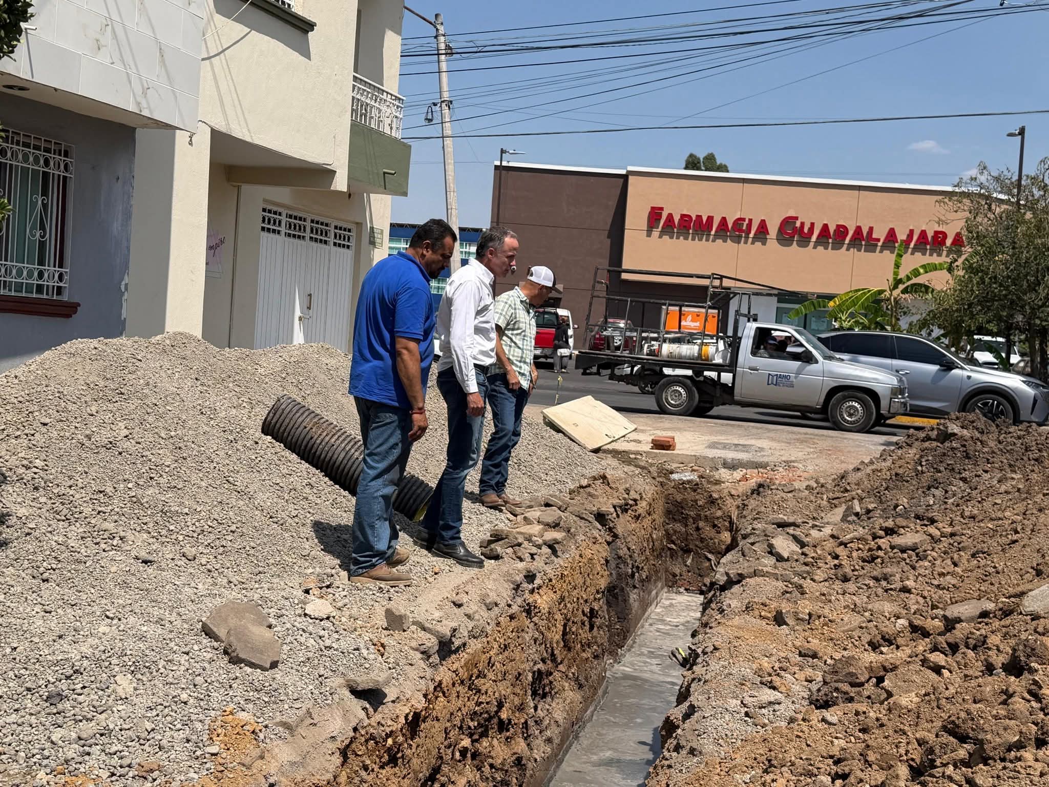 Inician obras de renovación sanitaria en Valle Verde para mejorar el drenaje en Zamora