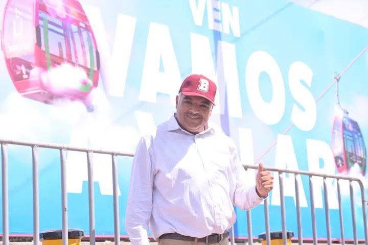 Isidoro Mosqueda acompaña inauguración del Teleférico de Uruapan junto al gobernador Bedolla