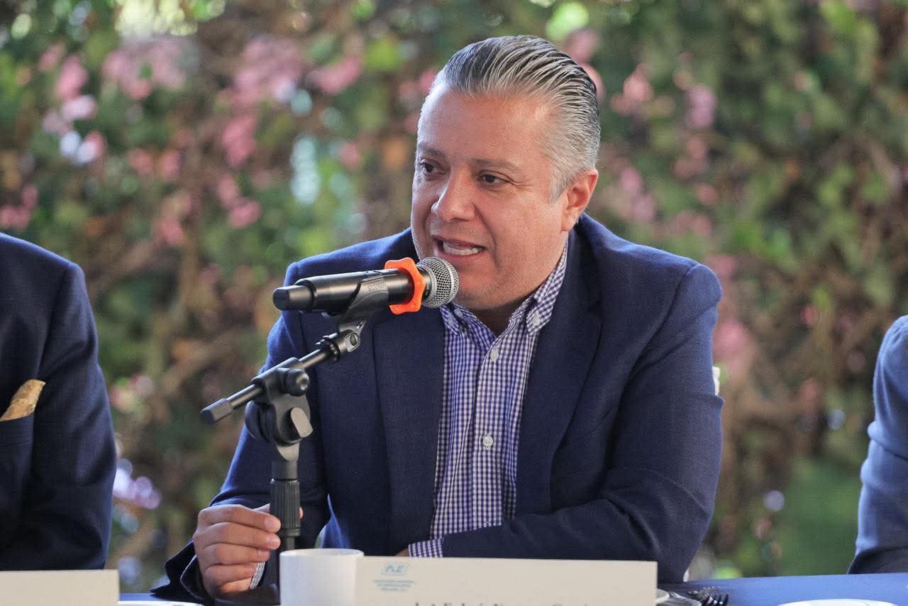 UMSNH cuenta con presupuesto histórico por parte del Gobierno de Michoacán: Luis Navarro