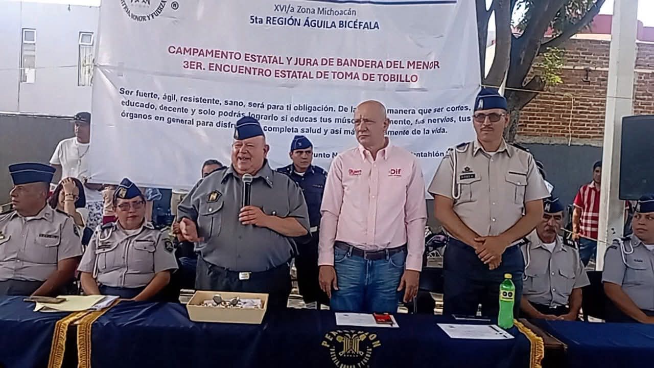 Jóvenes del Pentatlón realizan Jura de Bandera del Menor en Zamora