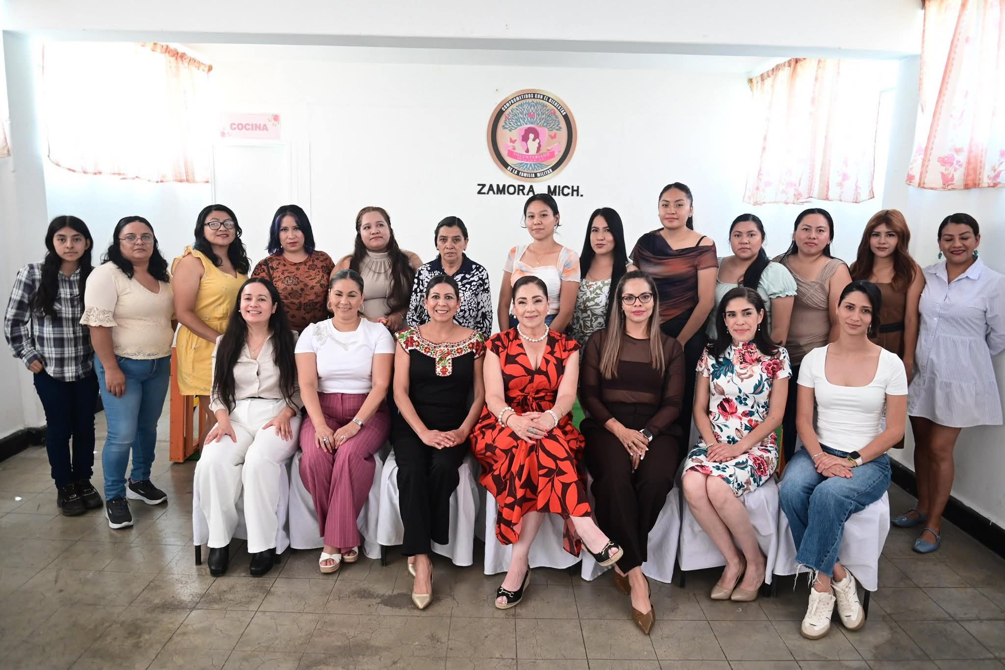 Rocío Soto participa en relevo de voluntariado del 17º Batallón de Infantería