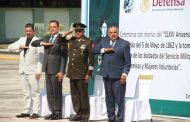 Isidoro Mosqueda acompaña Jura de Bandera de conscriptos del Servicio Militar Nacional