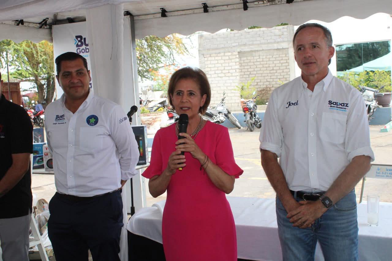 Reconoce Buen Gobierno a trabajadores de Obras Públicas