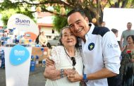 Carlos Soto festeja a las madres zamoranas con festival, concursos, regalos y mariachi