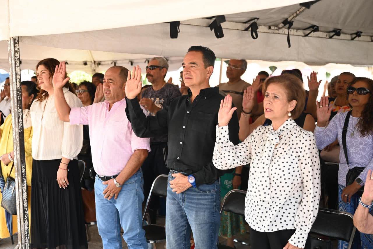 Ofrecen misa en honor a madres fallecidas en el Panteón Municipal