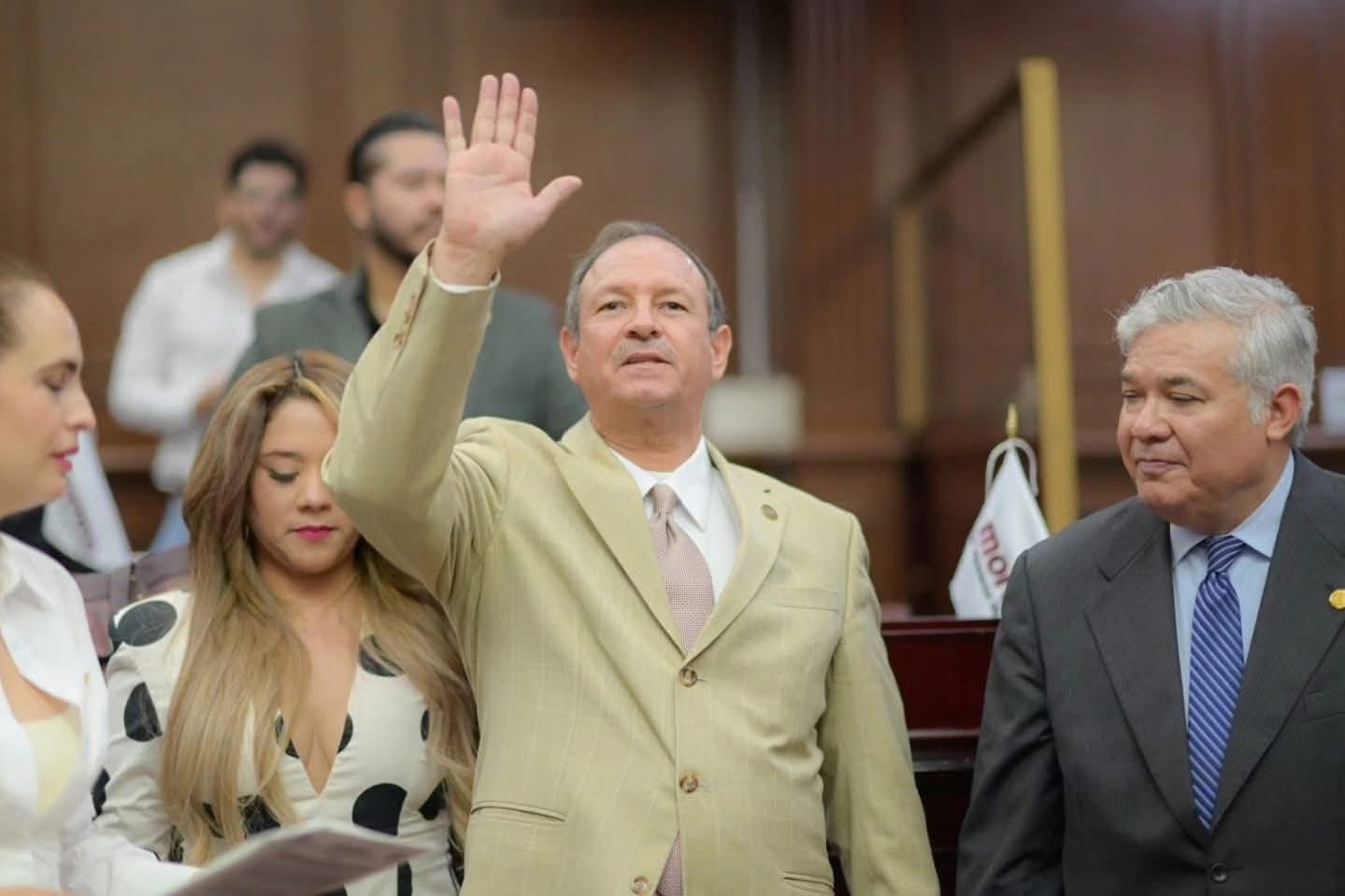 Celebra David Martínez Gowman inversión histórica en carreteras para Michoacán