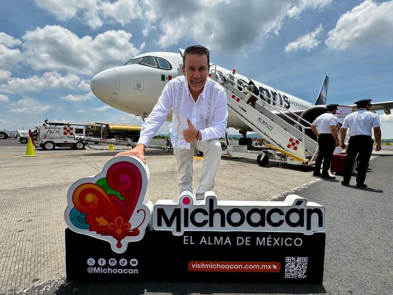 Turismo internacional lidera el tráfico aéreo en Michoacán