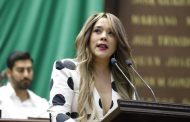 Desde tribuna, Xóchitl Ruiz pide coordinación institucional para frenar la violencia escolar
