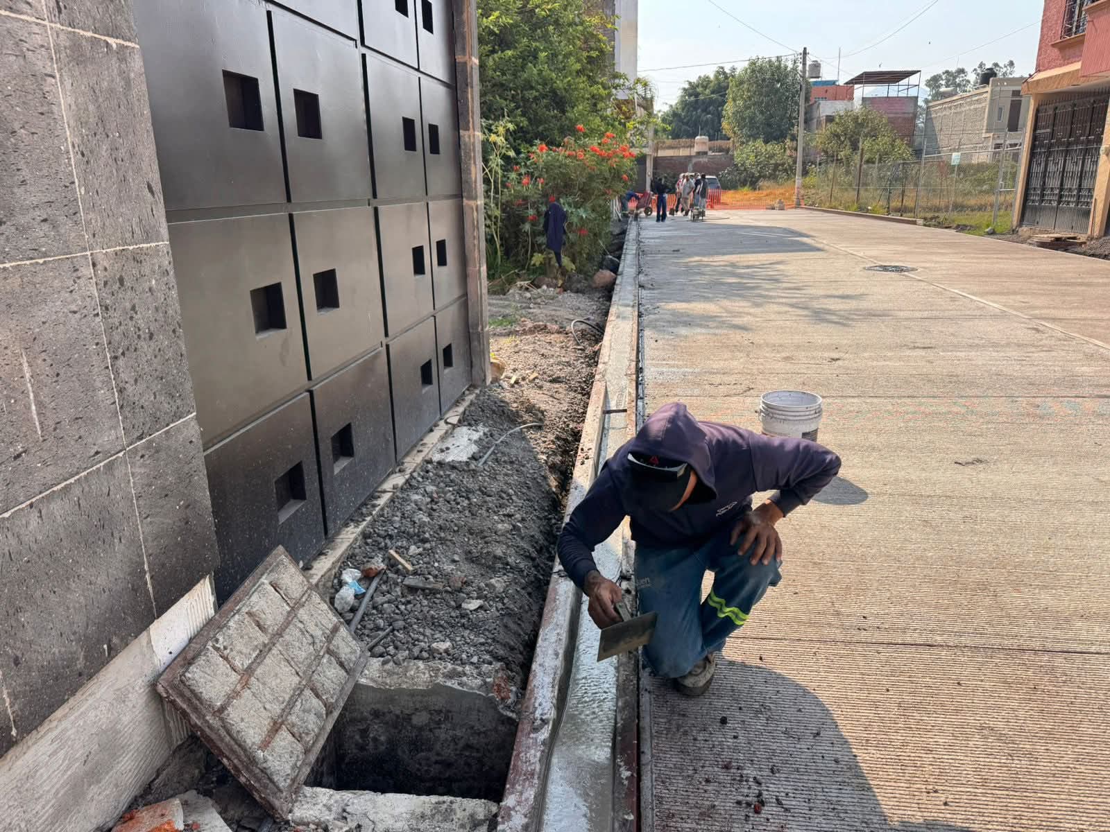 Realizan mejoramiento integral de la calle Orión en el fraccionamiento Cosmos