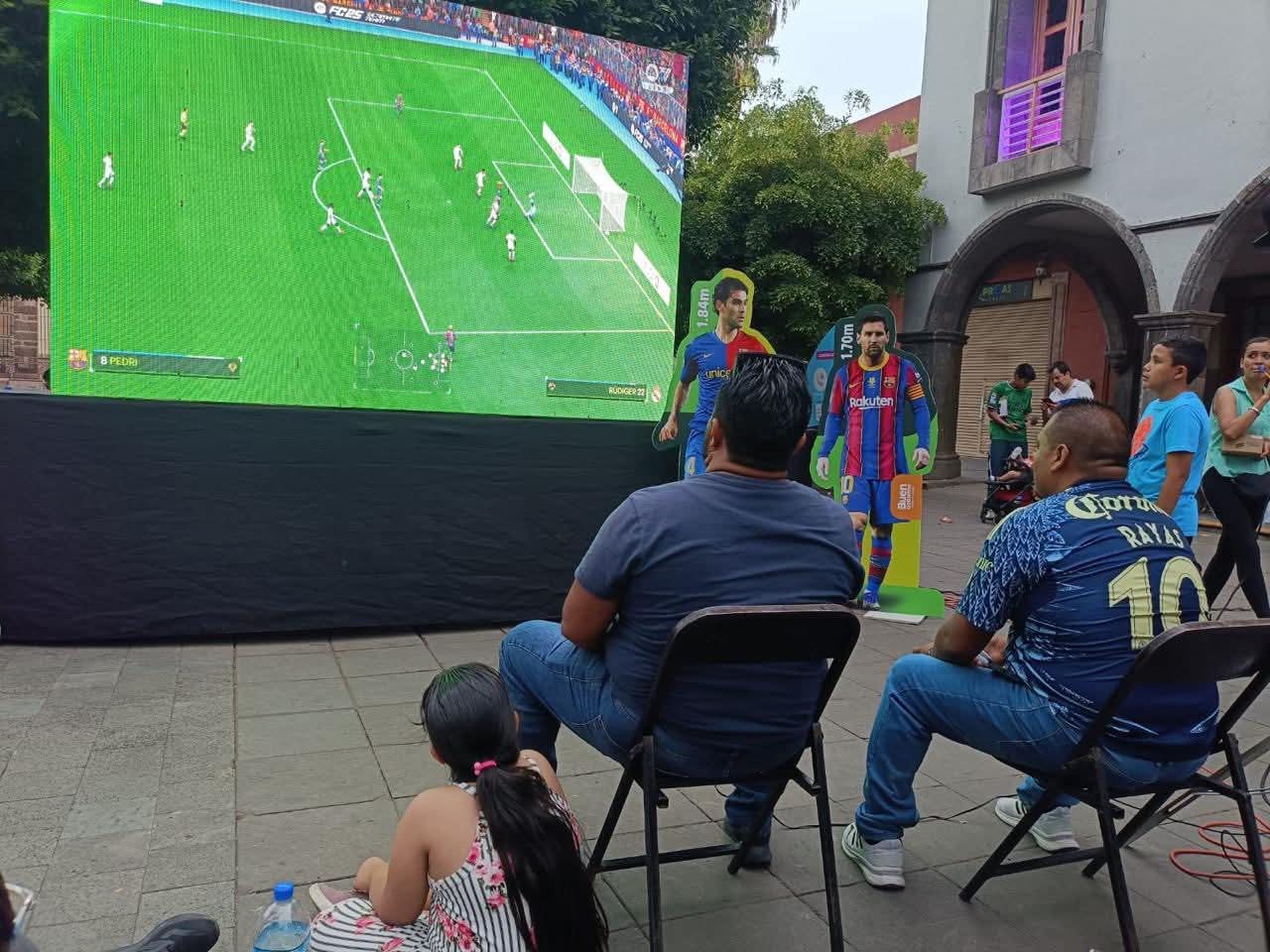 Sigue el Buen Gobierno ambientando la Gran Fiesta Mundialista