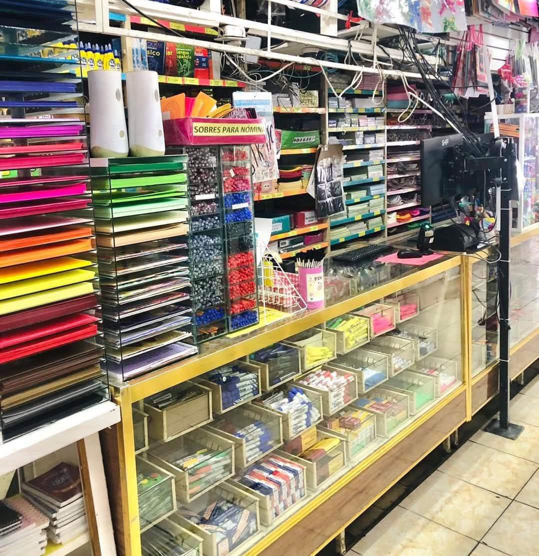 Papelerías llaman a reutilizar útiles escolares ante alza de precios y crisis económica