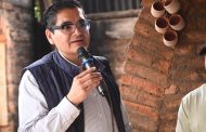 Encabeza Arturo Hernández inauguración de horno de leña libre de humo en Patamban.