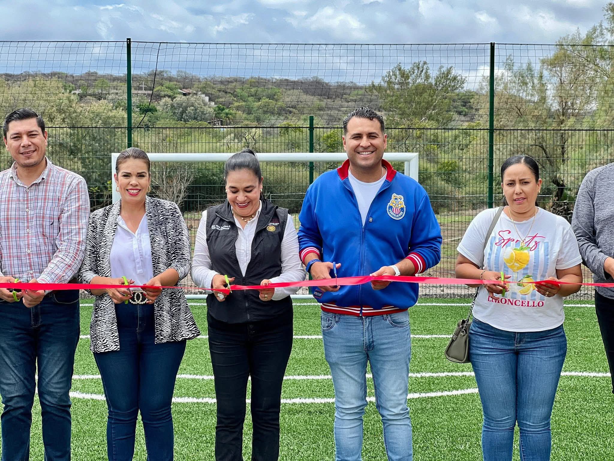 Inauguran en Ixtlán cancha de fútbol del programa Mundialito Escolar 2026