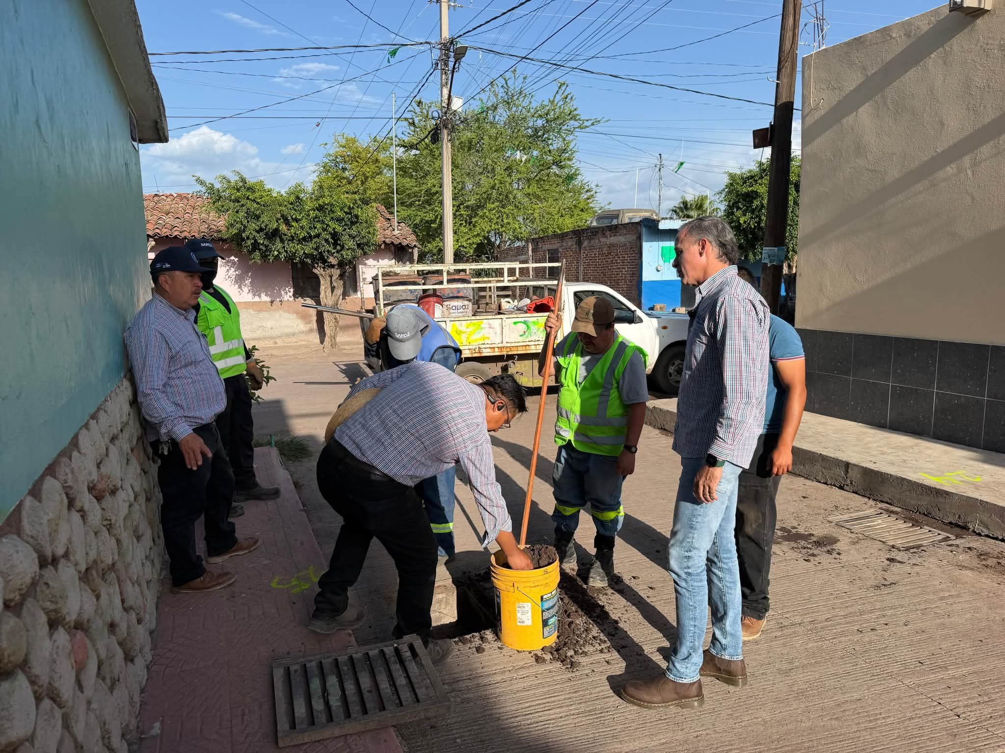 SAPAZ concluye limpieza intensiva de alcantarillas para prevenir inundaciones