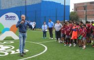 Inauguran cancha de futbol 5 de pasto sintético en unidad deportiva poniente