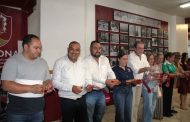 Isidoro Mosqueda inauguró la exposición “Arte Visual Collage Mundial de Futbol 2026”