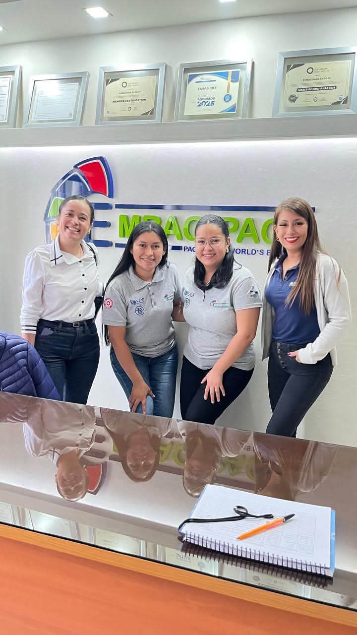 Estudiantes de Universidad Capital fortalecen su formación profesional con visita académica a Embag Pack
