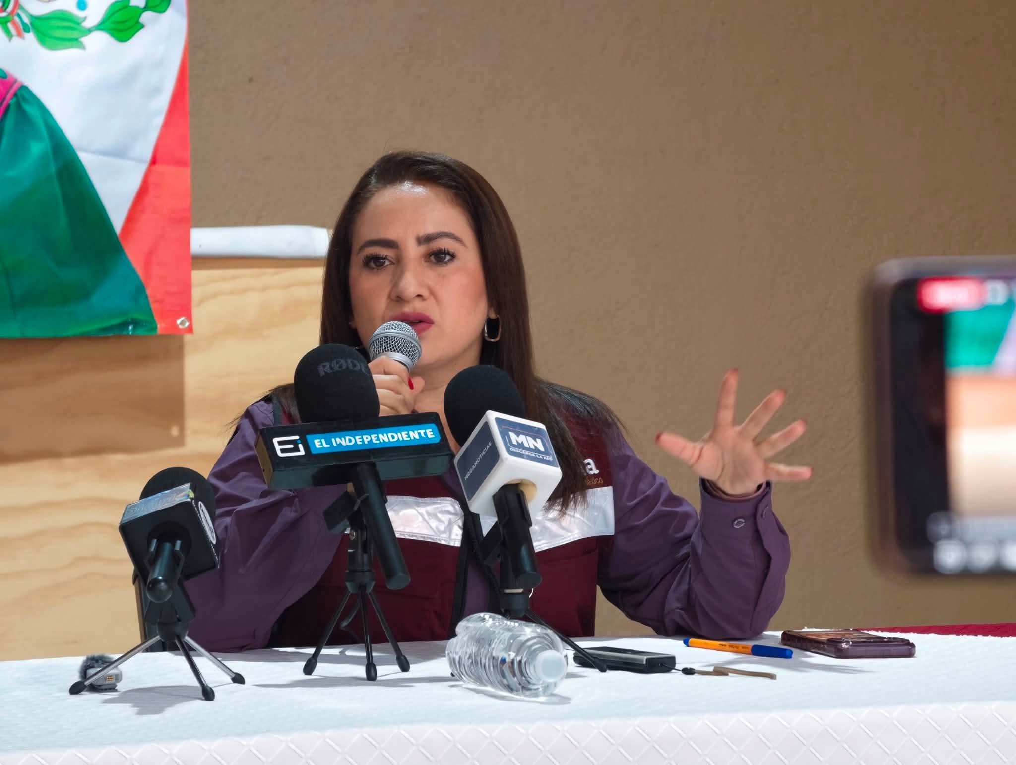 Gladyz Butanda intensifica recorridos por Michoacán en busca de la Coordinación Estatal de Morena