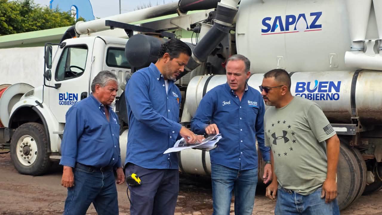 SAPAZ avanza en acciones para atender la red de drenaje sanitario en Villa Fuerte