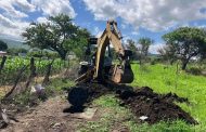 Buen Gobierno construye segunda etapa del drenaje sanitario en la calle Uruguay de Atacheo