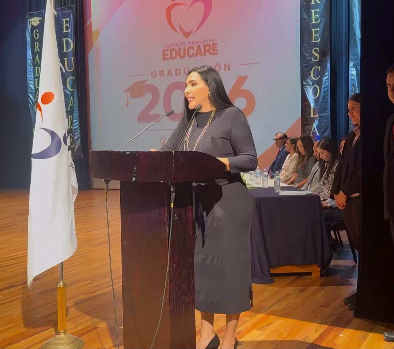 La educación y el compromiso social forman generaciones capaces de impulsar el desarrollo de Michoacán: Adriana Campos Huirache