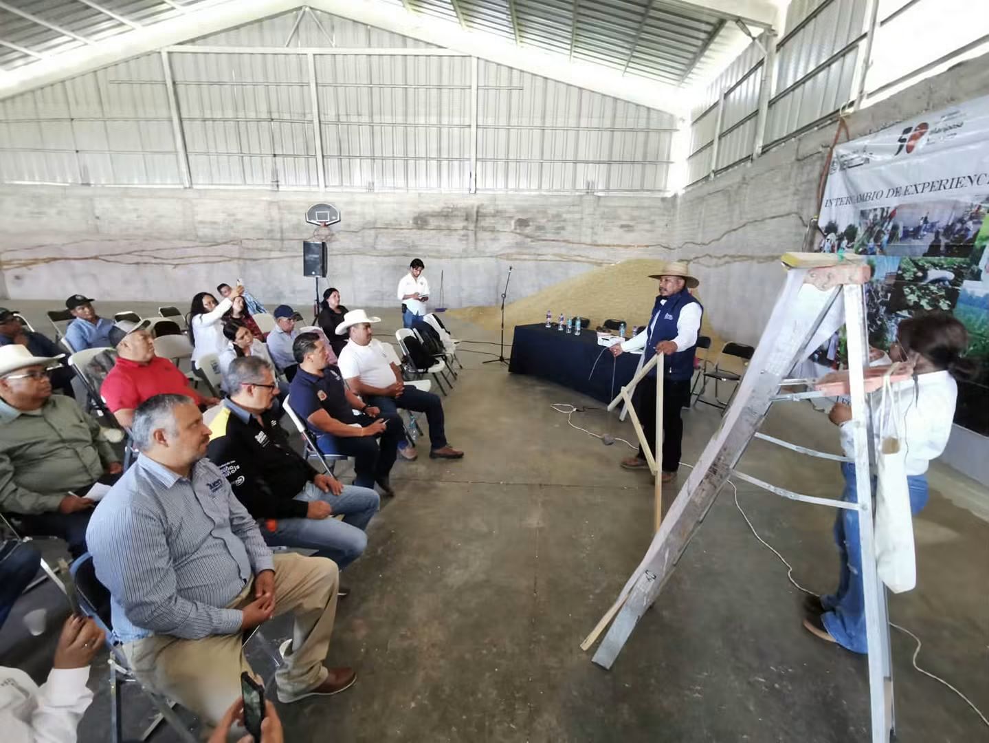 Impulsan prácticas agroecológicas con taller regional para campesinos de Lerma-Chapala