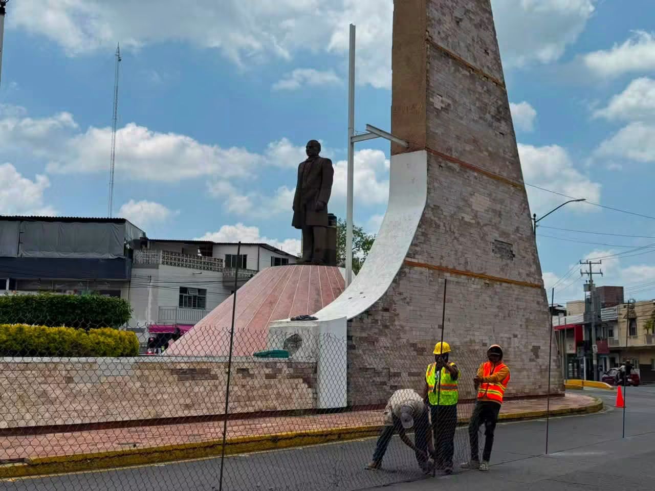 Inician formalmente remodelación de Monumento a Juárez