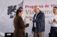 Más de 10 mil familias en Michoacán dan el primer paso para consolidar su derecho a la vivienda: Bedolla