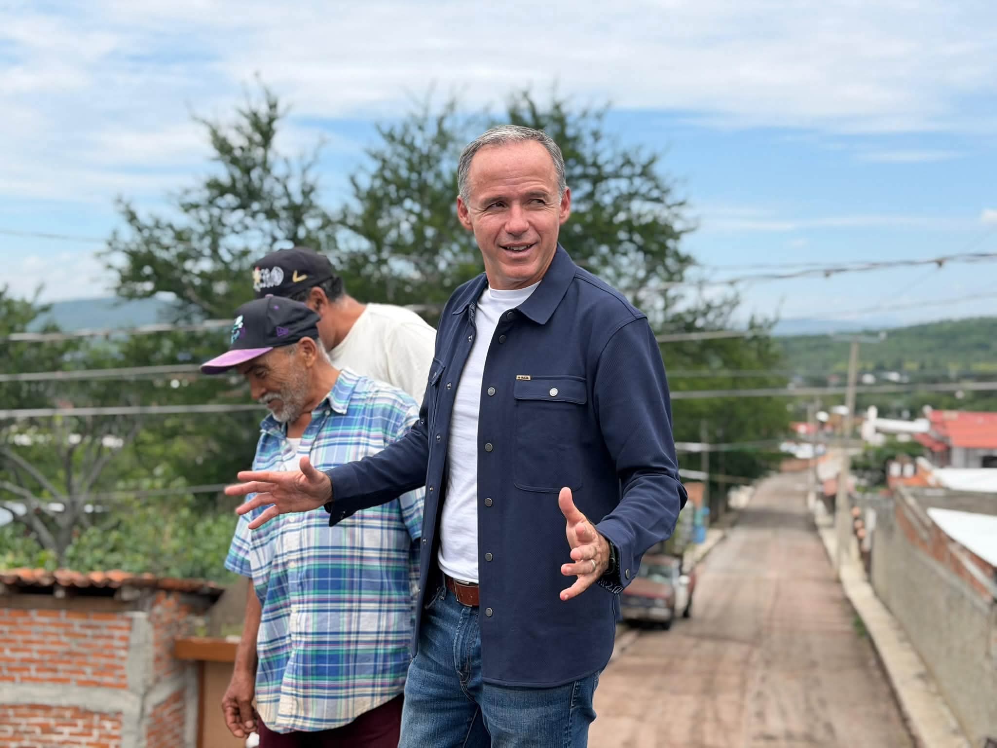 SAPAZ brinda asesoría técnica al Comité de Agua de Atacheo de Regalado