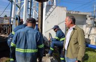 SAPAZ atiende avería en equipo que abastece de agua a Jardines de Catedral