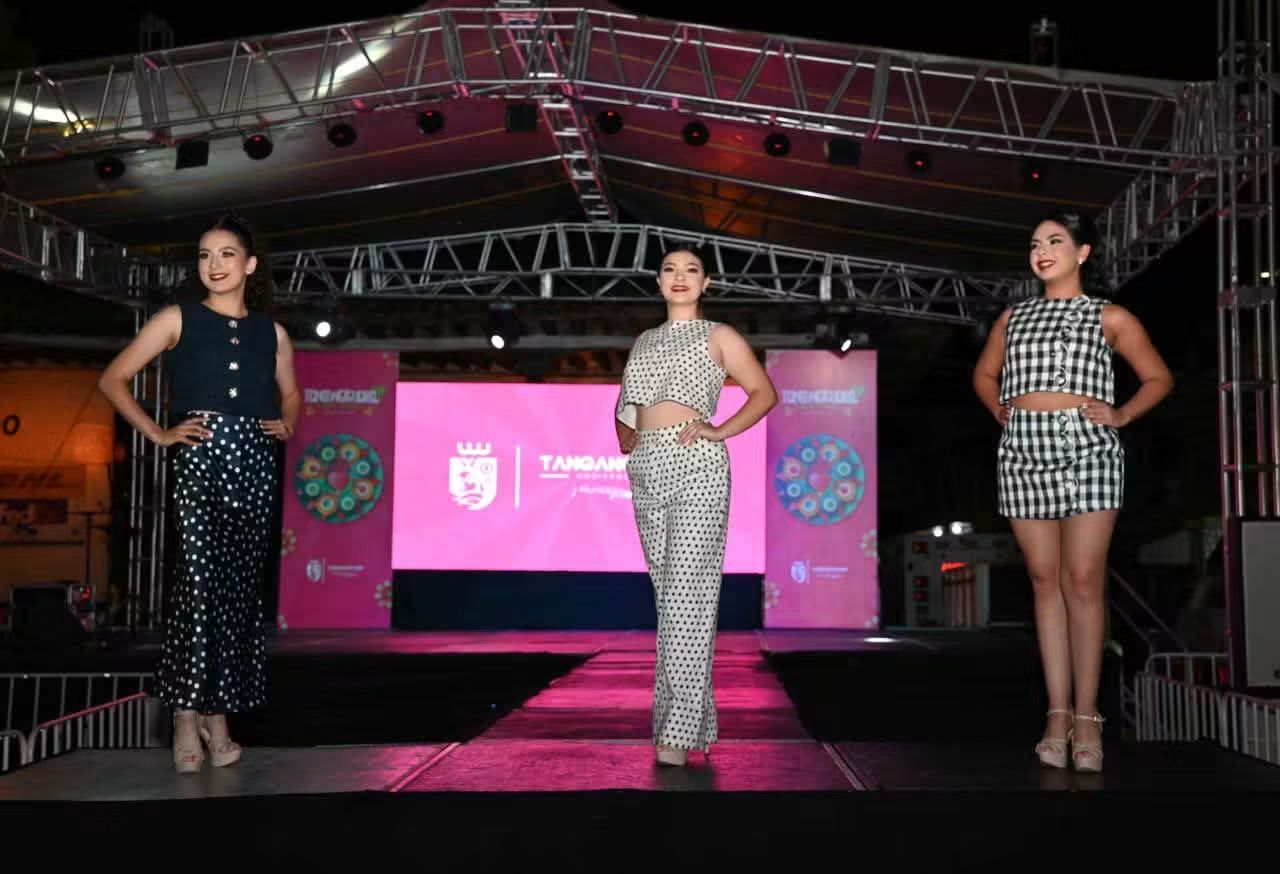 Presentan oficialmente a las candidatas a Reina de las Fiestas Patrias Tangancícuaro 2026.