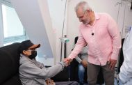 Apoya Bedolla a 836 familias cuidadoras de niñas y niños con cáncer