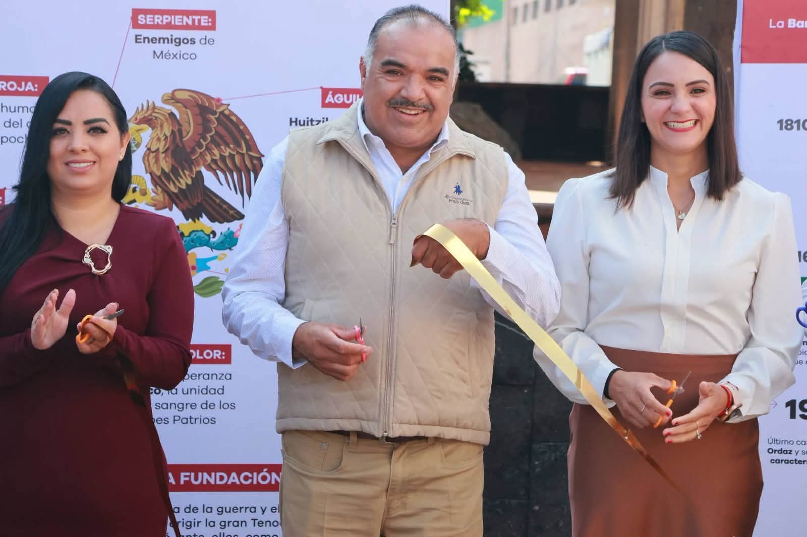 Los símbolos patrios son nuestra identidad nacional: Isidoro Mosqueda