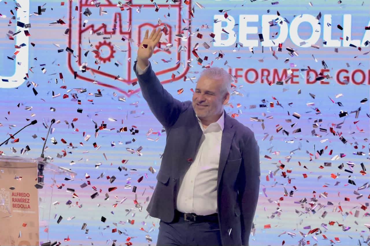 Bedolla rinde Informe en Zitácuaro y destaca obras, salud y empleo para la región Oriente